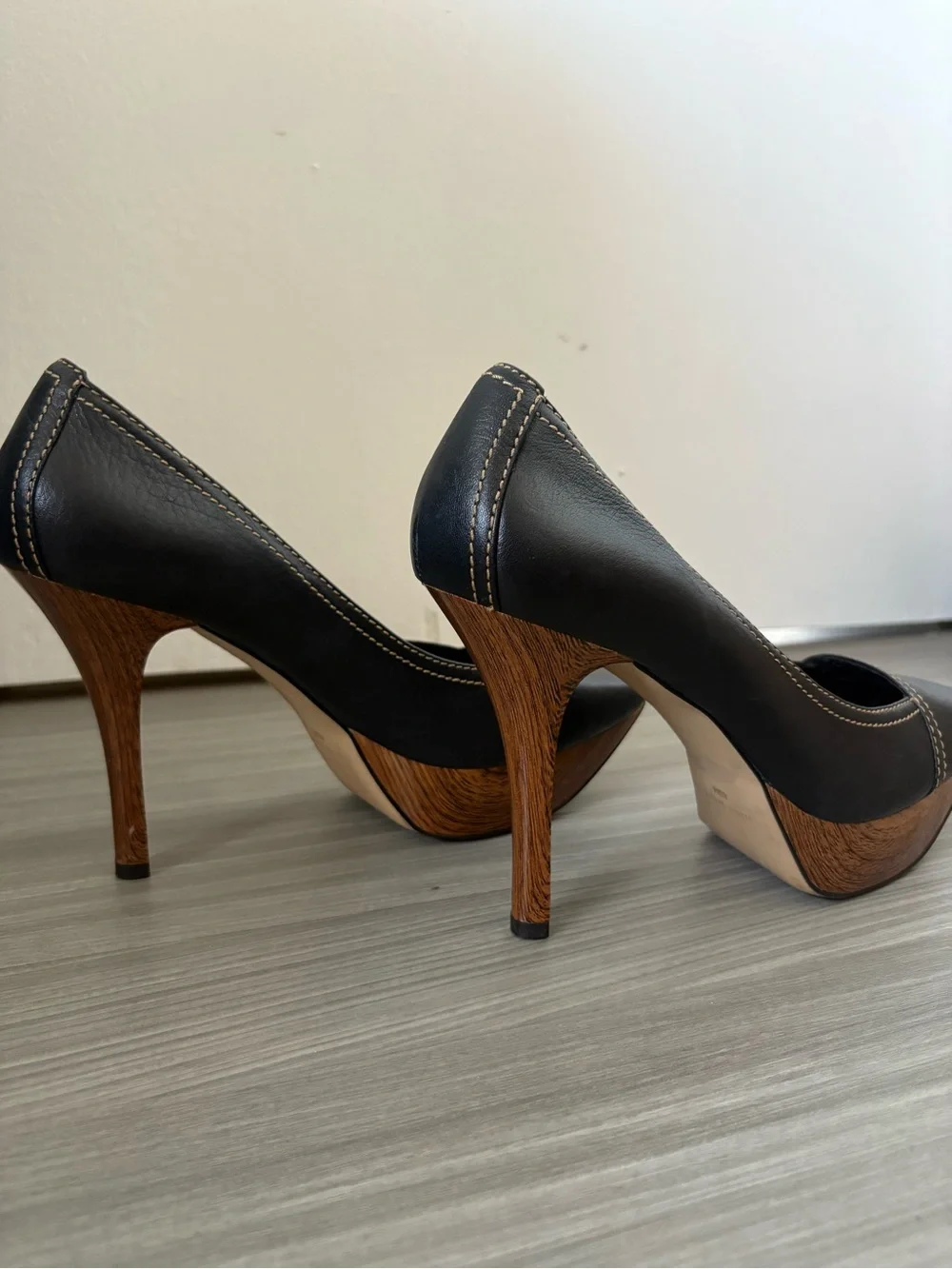 Nine West Black Leather Platform High Heel Pumps with Wood-Effect Sole